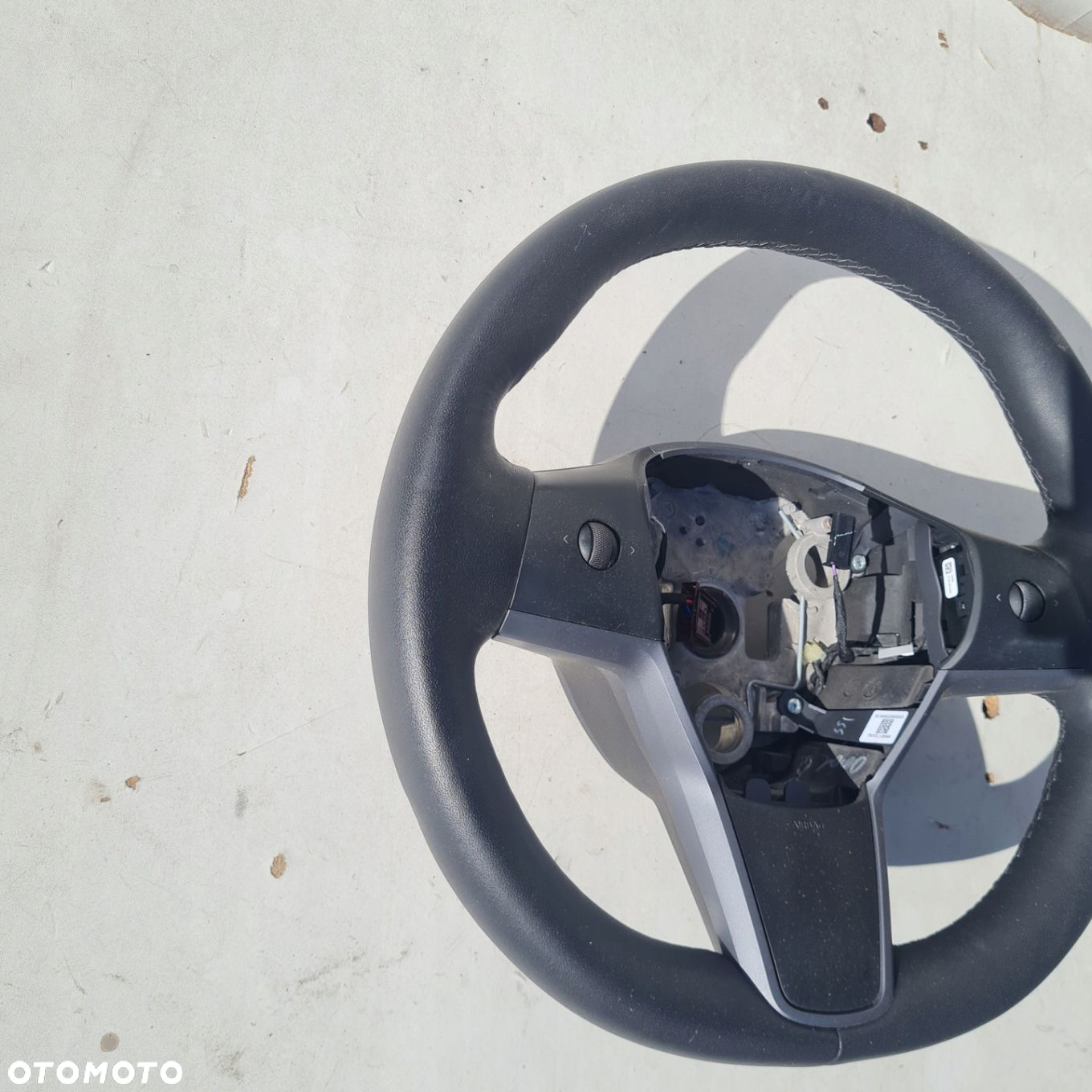 KIEROWNICA MULTIFUNKCJA SKÓRA 1626599-00-B TESLA MODEL Y 22R - 2