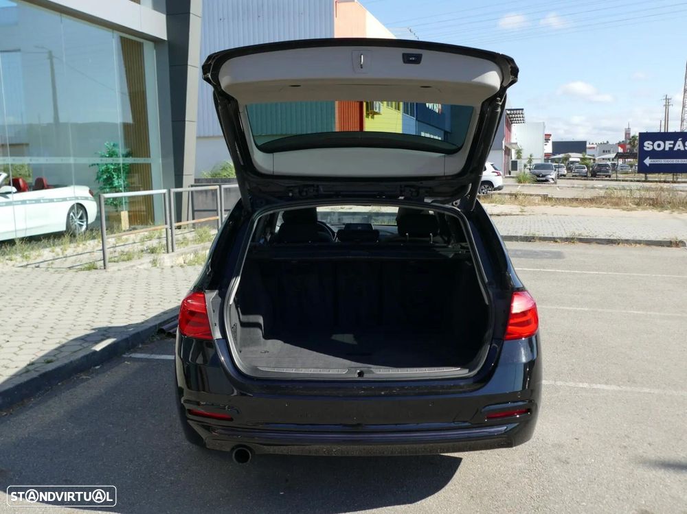 BMW 318 d Line Sport - 15