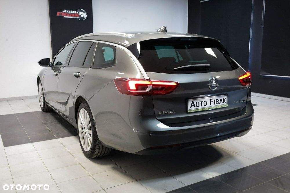 Opel Insignia - 11