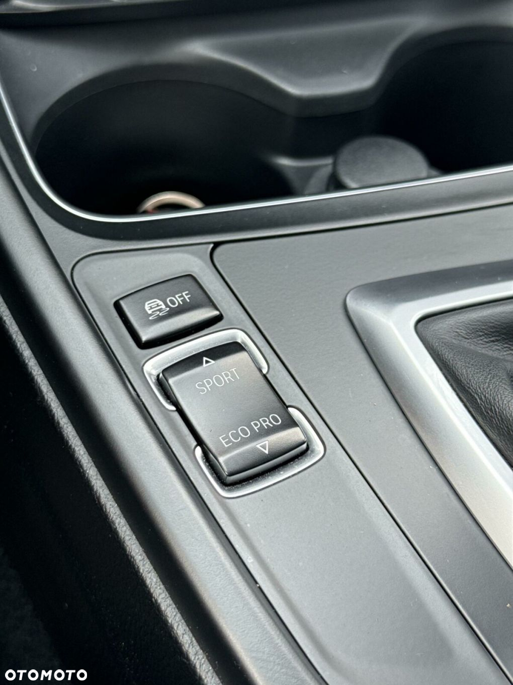 BMW Seria 3 320d Sport Line - 29