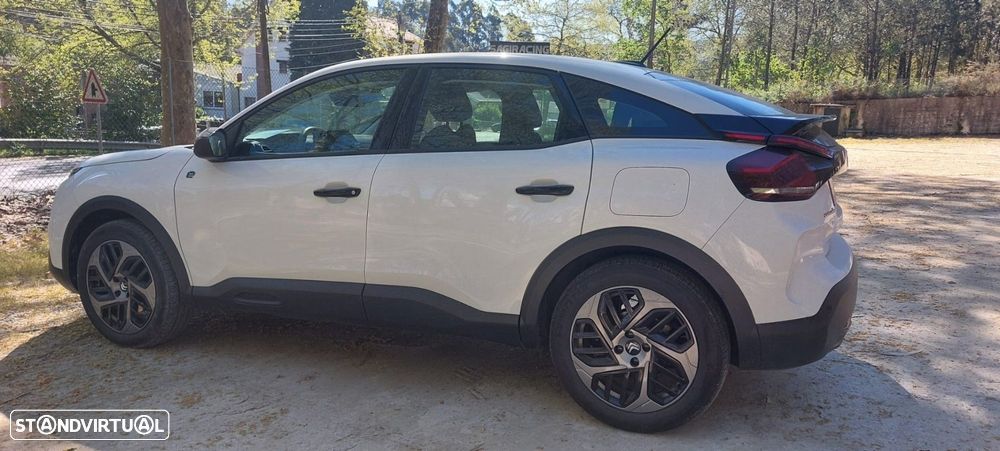 Citroën e-C4 136 YOU - 10