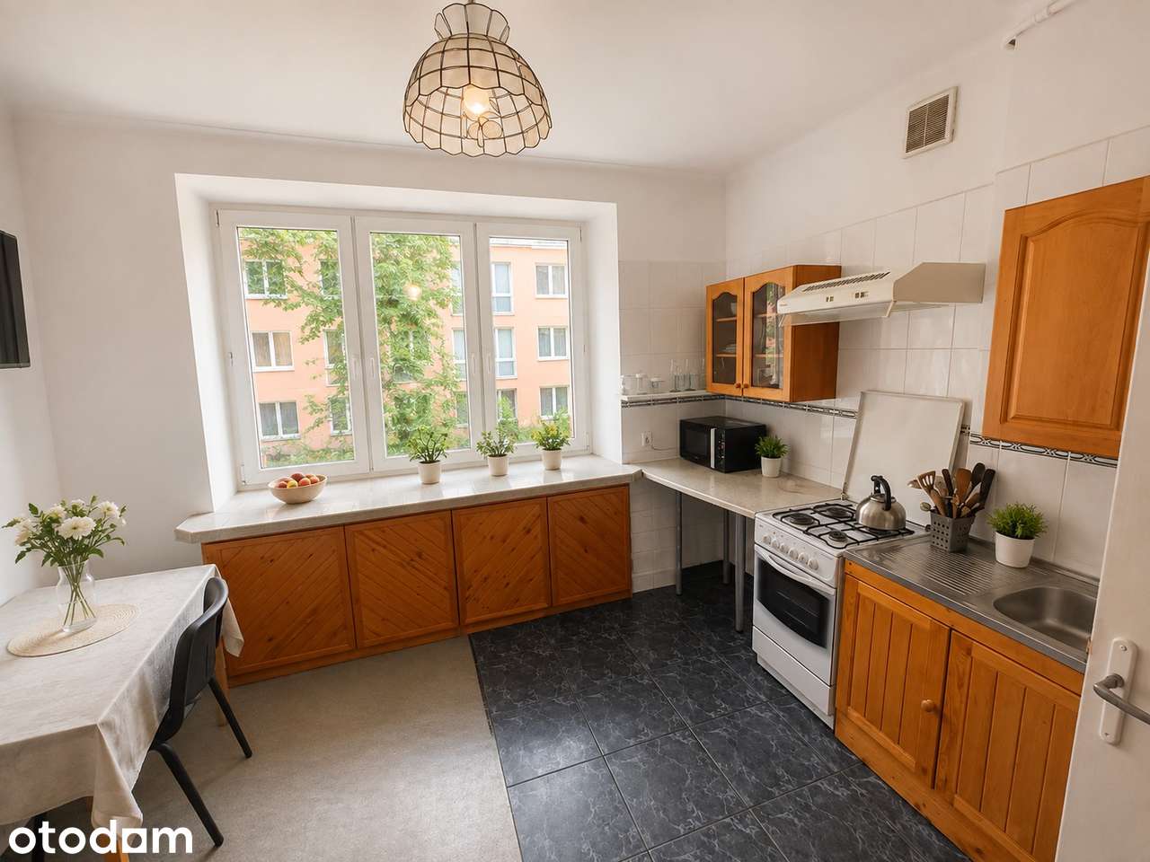 97 m², dębowy parkiet, cegła — Śródmieście, 1. piętro