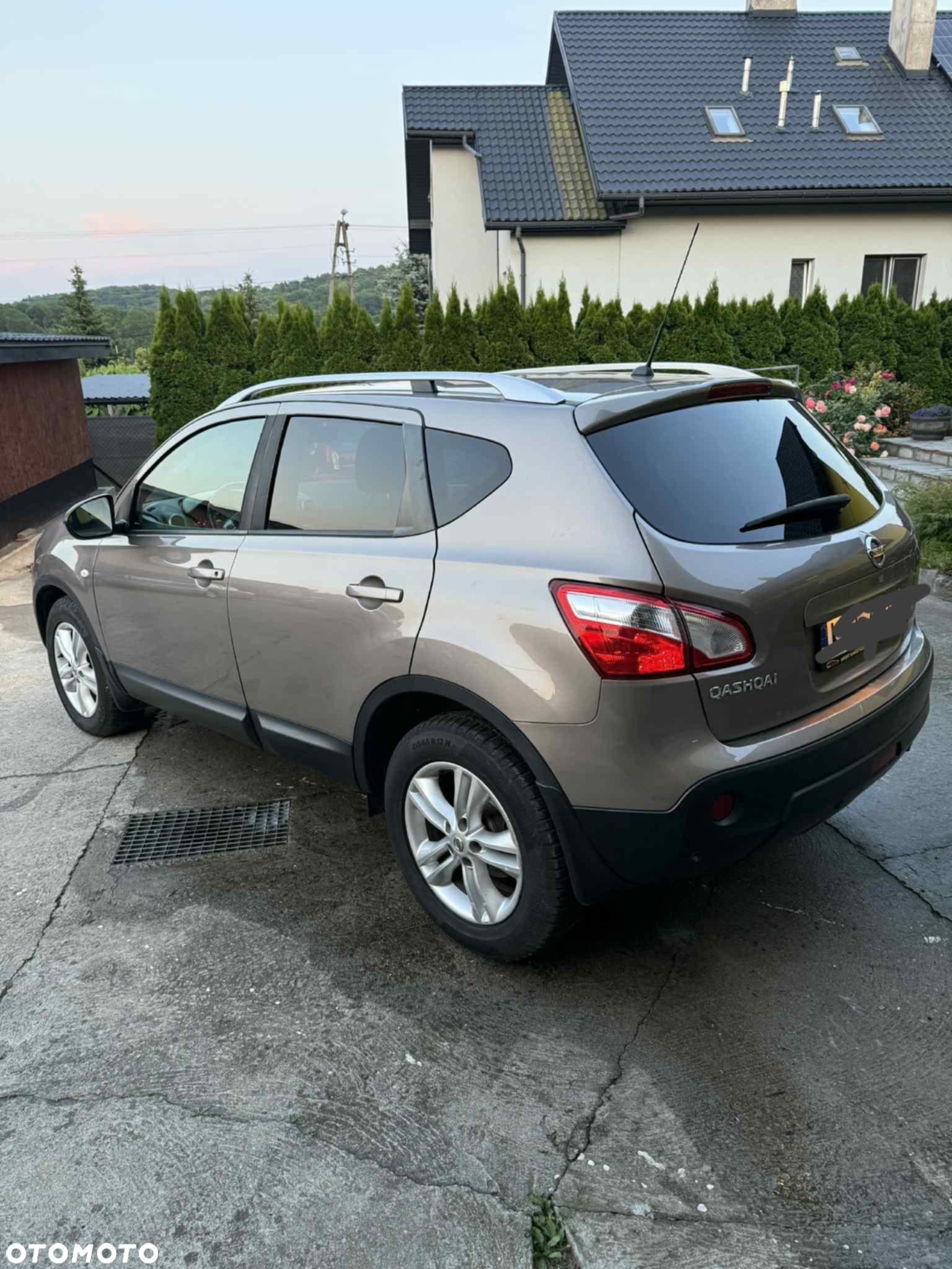 Nissan Qashqai - 10