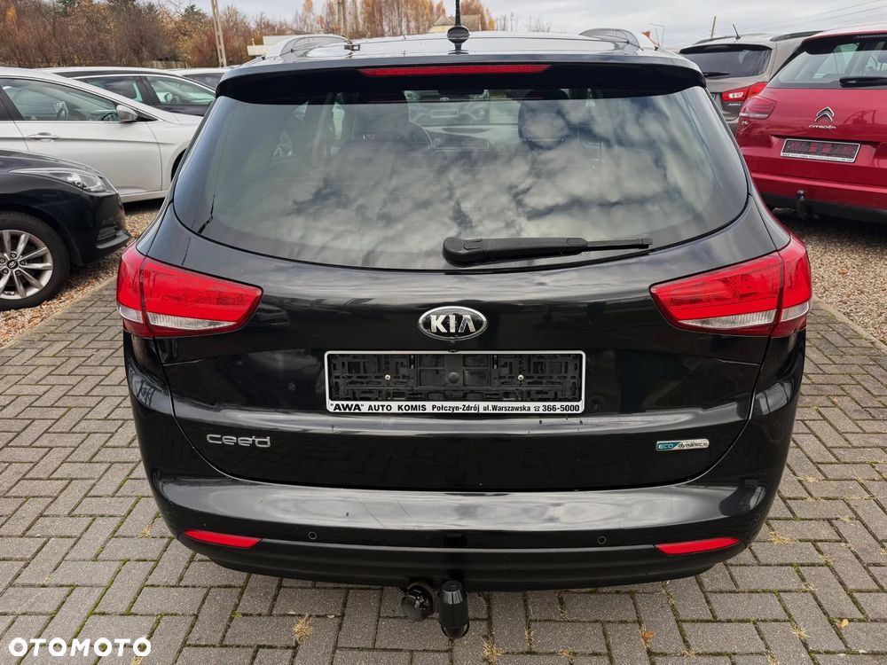 Kia Ceed 1.6 CRDi 136 ISG Platinum Edition - 5