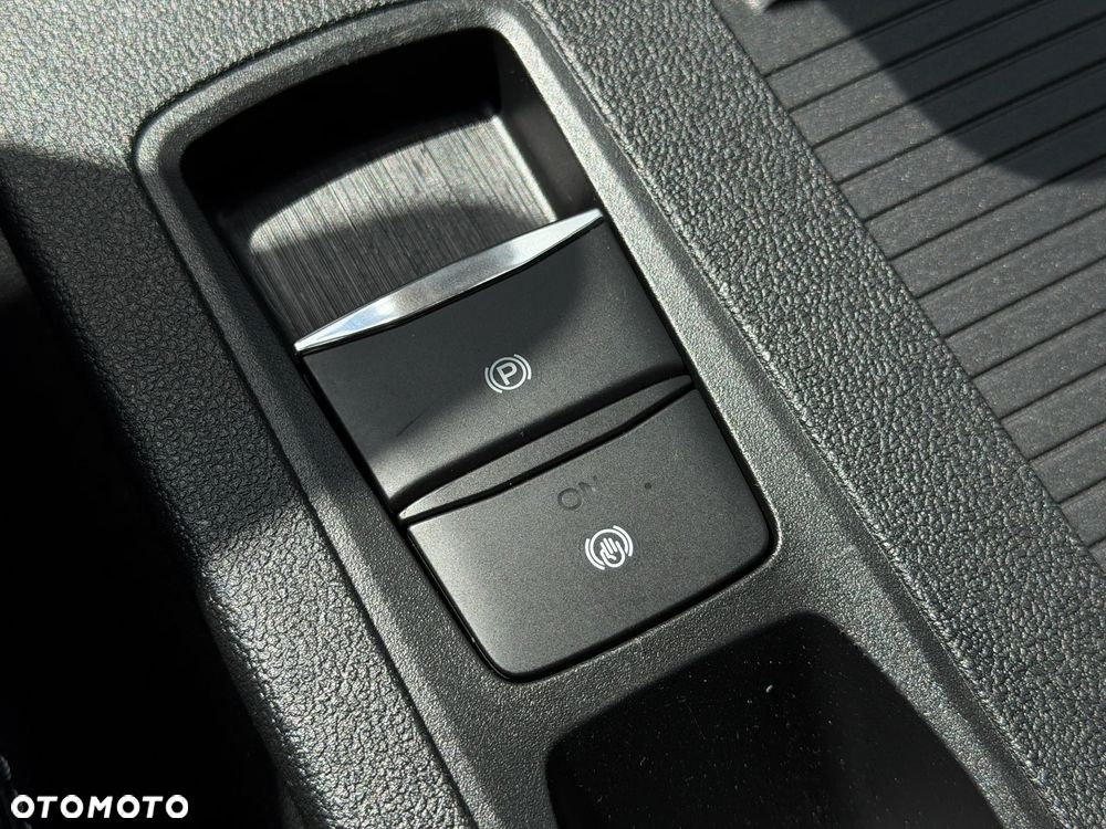 Ford Kuga 1.5 EcoBoost FWD Titanium - 22