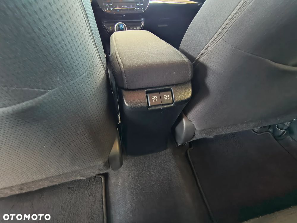 Toyota Prius 1.8 Hybrid Prestige - 19
