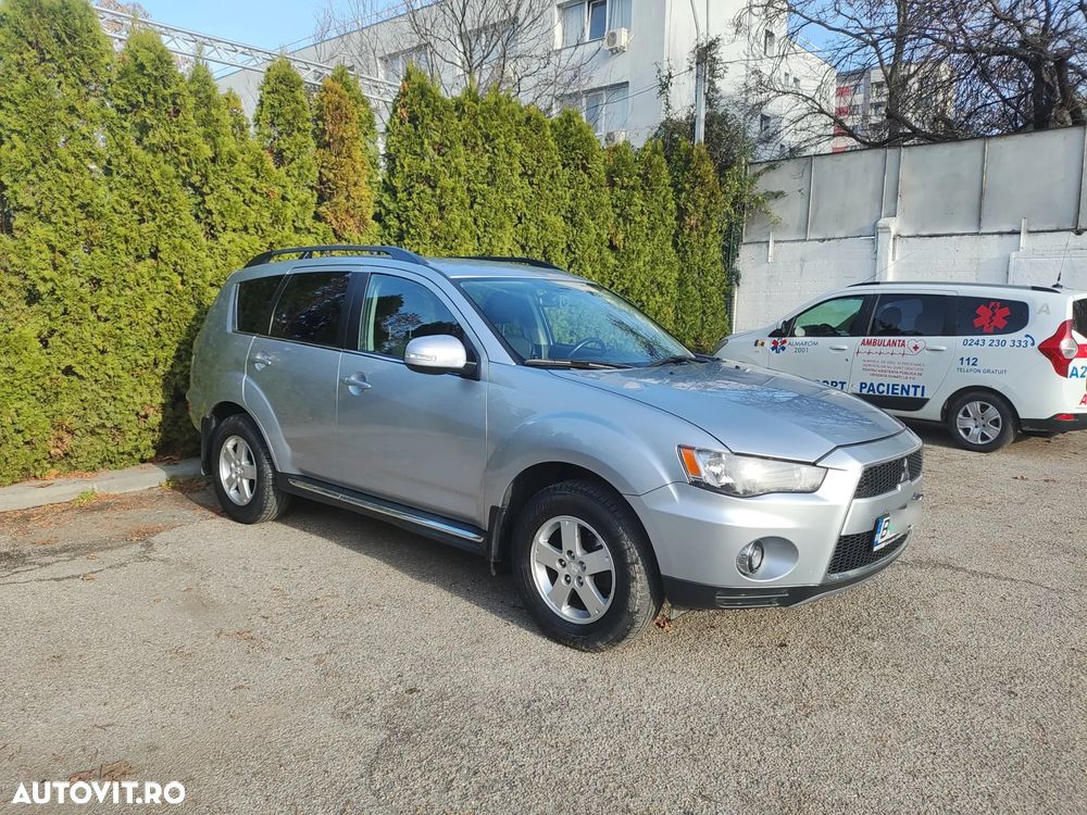 Mitsubishi Outlander 2.2 DI-D 4WD Intense A13 - 4