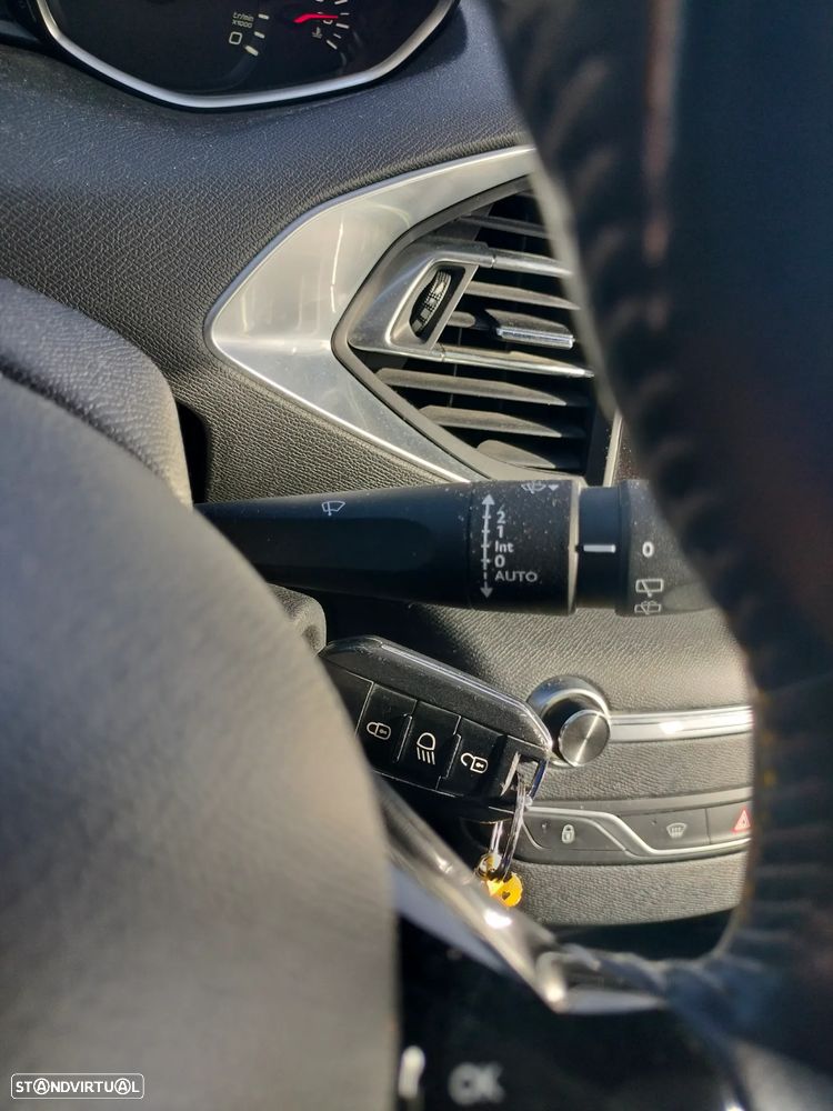 Peugeot 308 SW BlueHDi 120 Stop & Start Active - 16