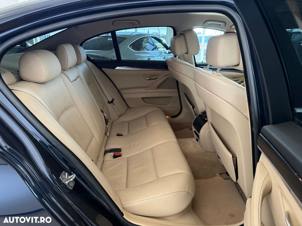 BMW Seria 5 520d - 18