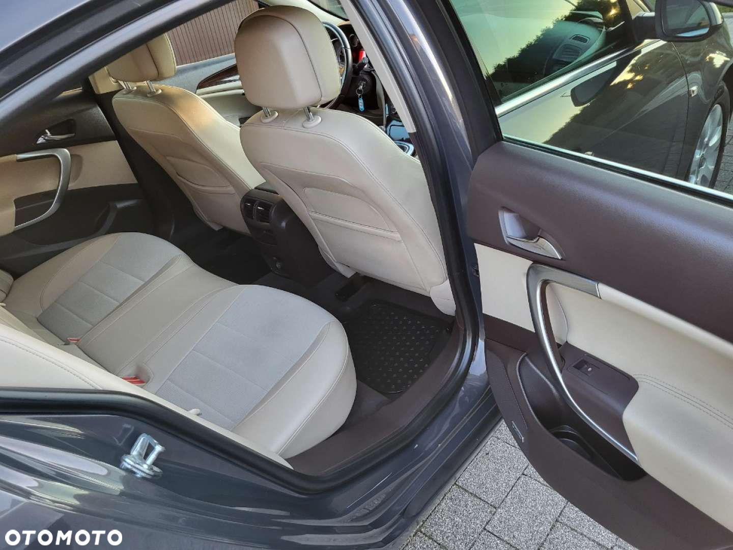 Opel Insignia - 9