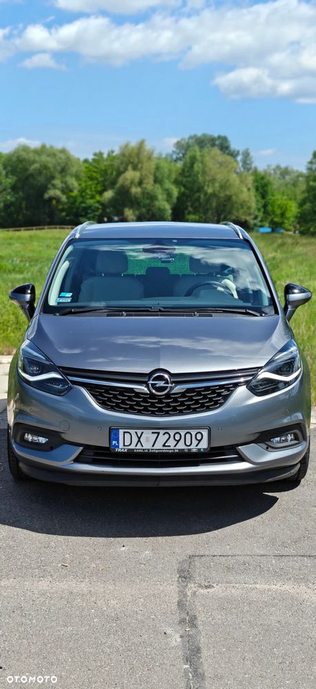 Opel Zafira 2.0 CDTI Cosmo - 2