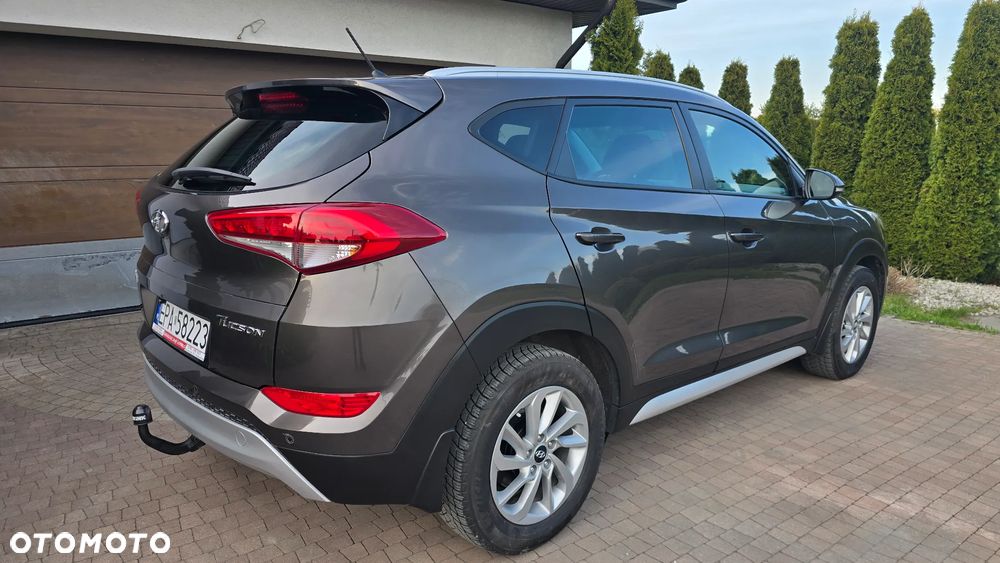 Hyundai Tucson - 11