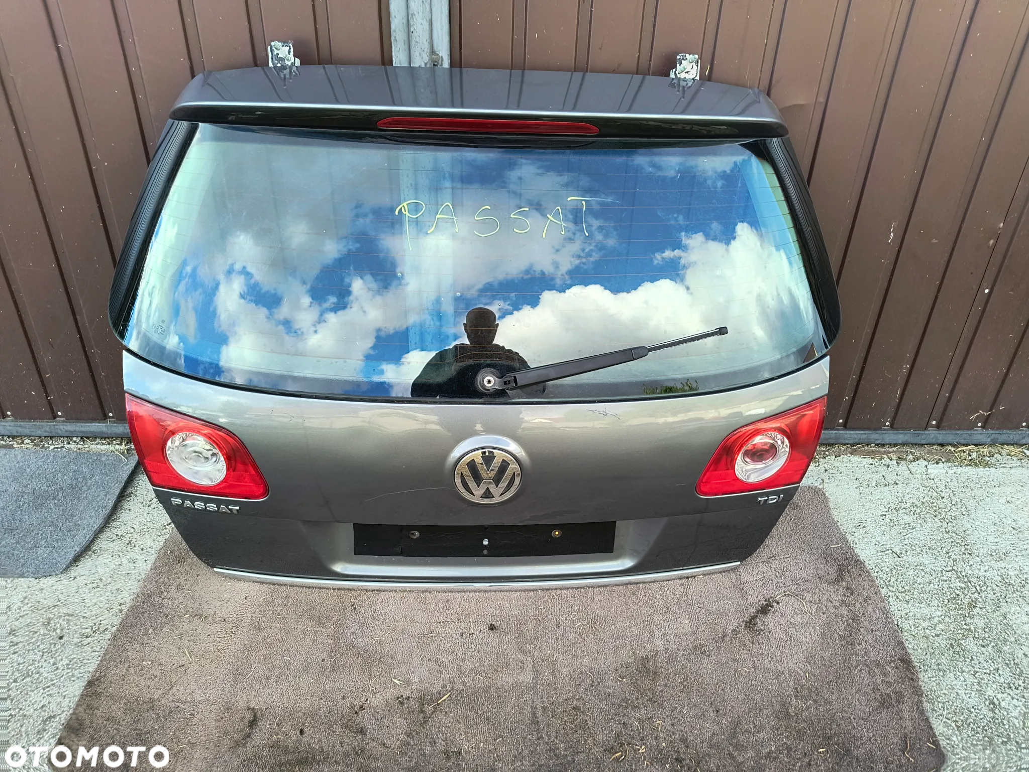 Klapa Tył tylna bagażnika VW PASSAT B6 KOMBI - 2
