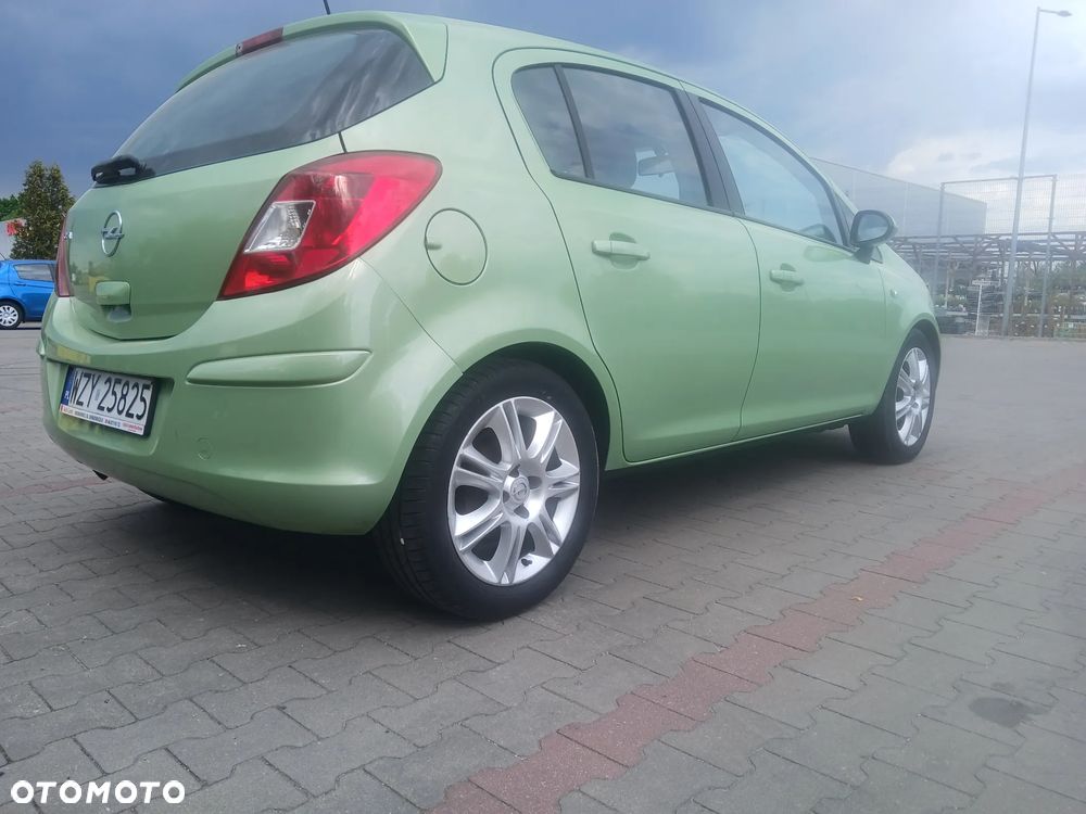 Opel Corsa 1.4 16V Innovation 110 Jahre - 21