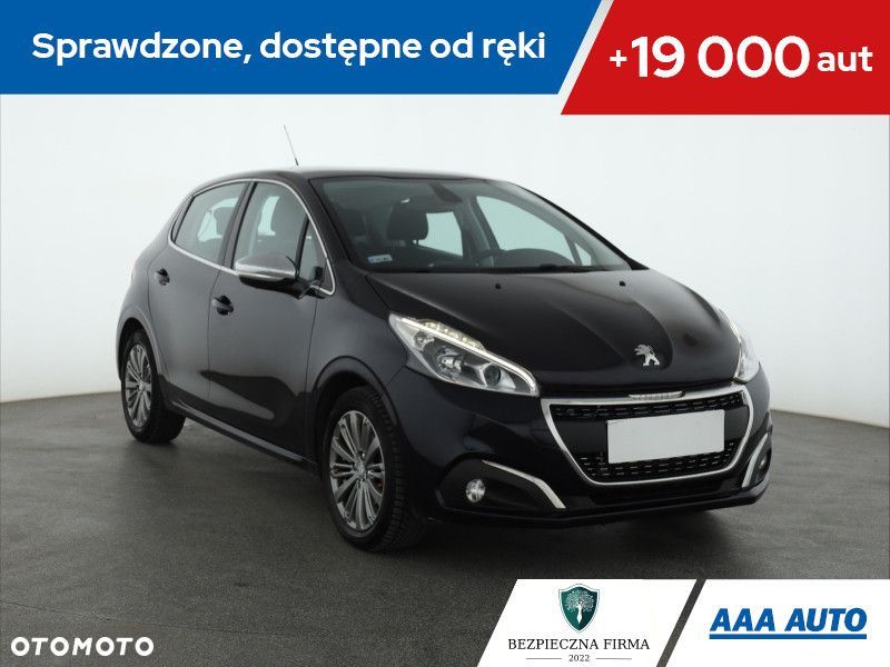 Peugeot 208 - 1