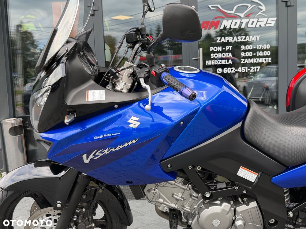 Suzuki V-STROM - 35