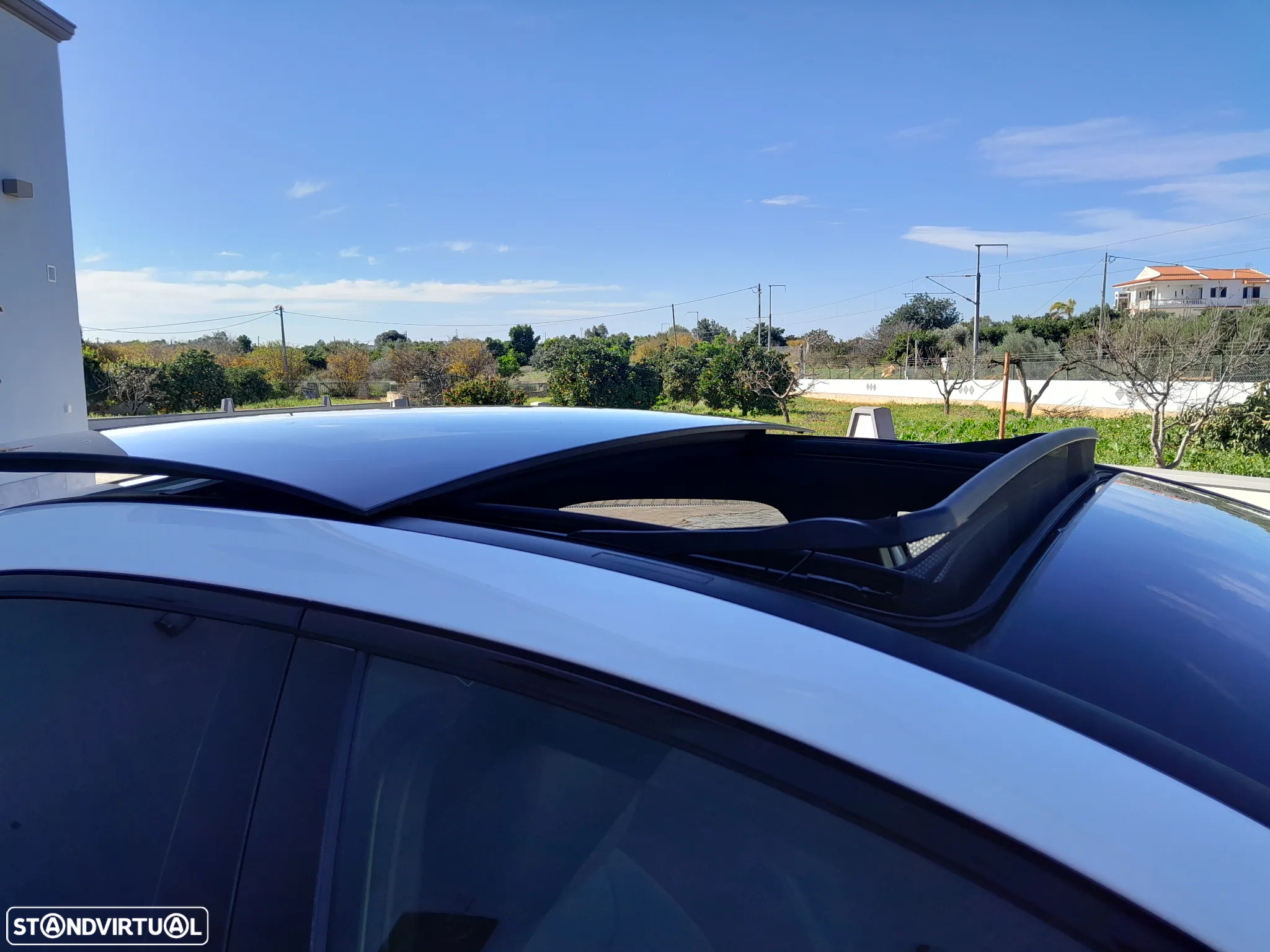 Mercedes-Benz A 250 Limousine e AMG Line - 19