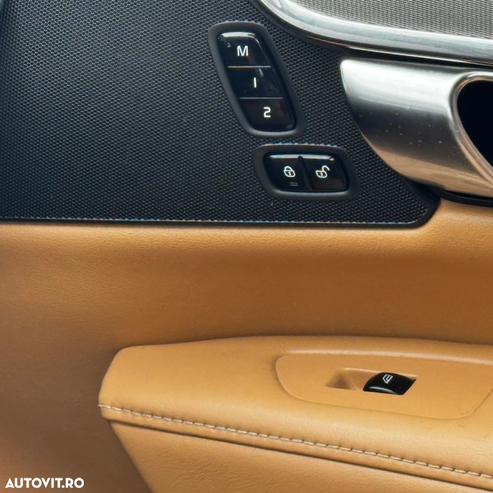 Volvo V90 D4 AWD Geartronic Inscription - 24