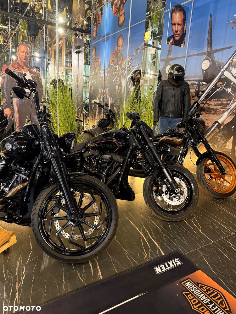 Harley-Davidson Dyna - 17