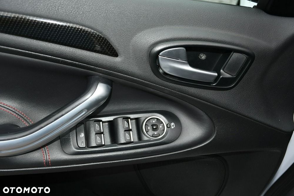Ford S-Max - 36