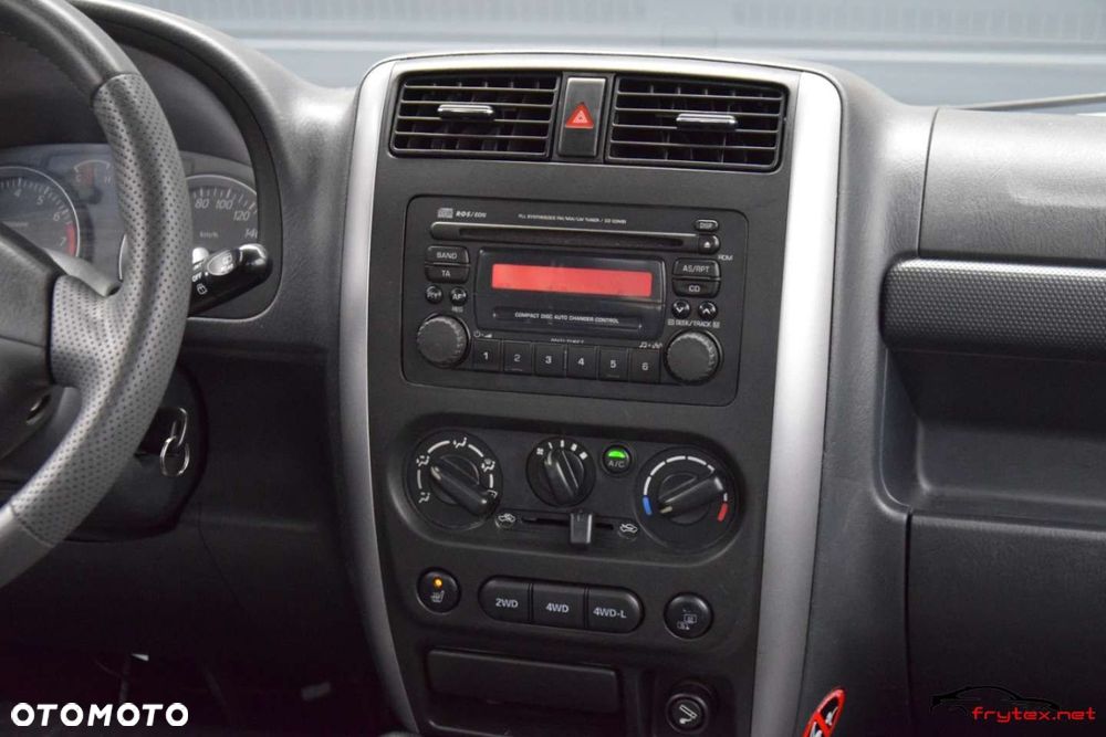 Suzuki Jimny - 25