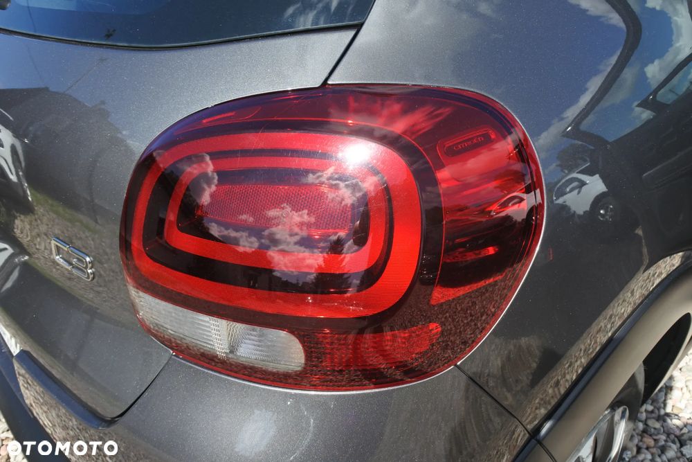 Citroën C3 Pure Tech 82 SHINE - 26