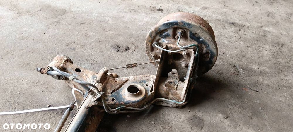 BELKA OŚ ZAWIESZENIA TYŁ BĘBNY Z ABS OPEL CORSA C HB 3D - 2