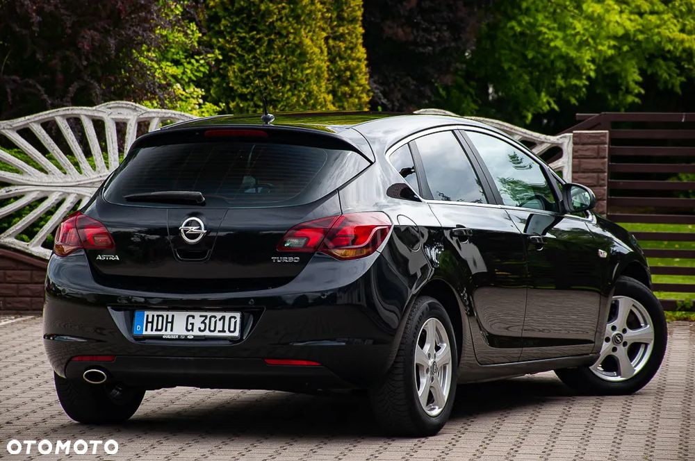 Opel Astra 1.6 Turbo Edition Sport - 11
