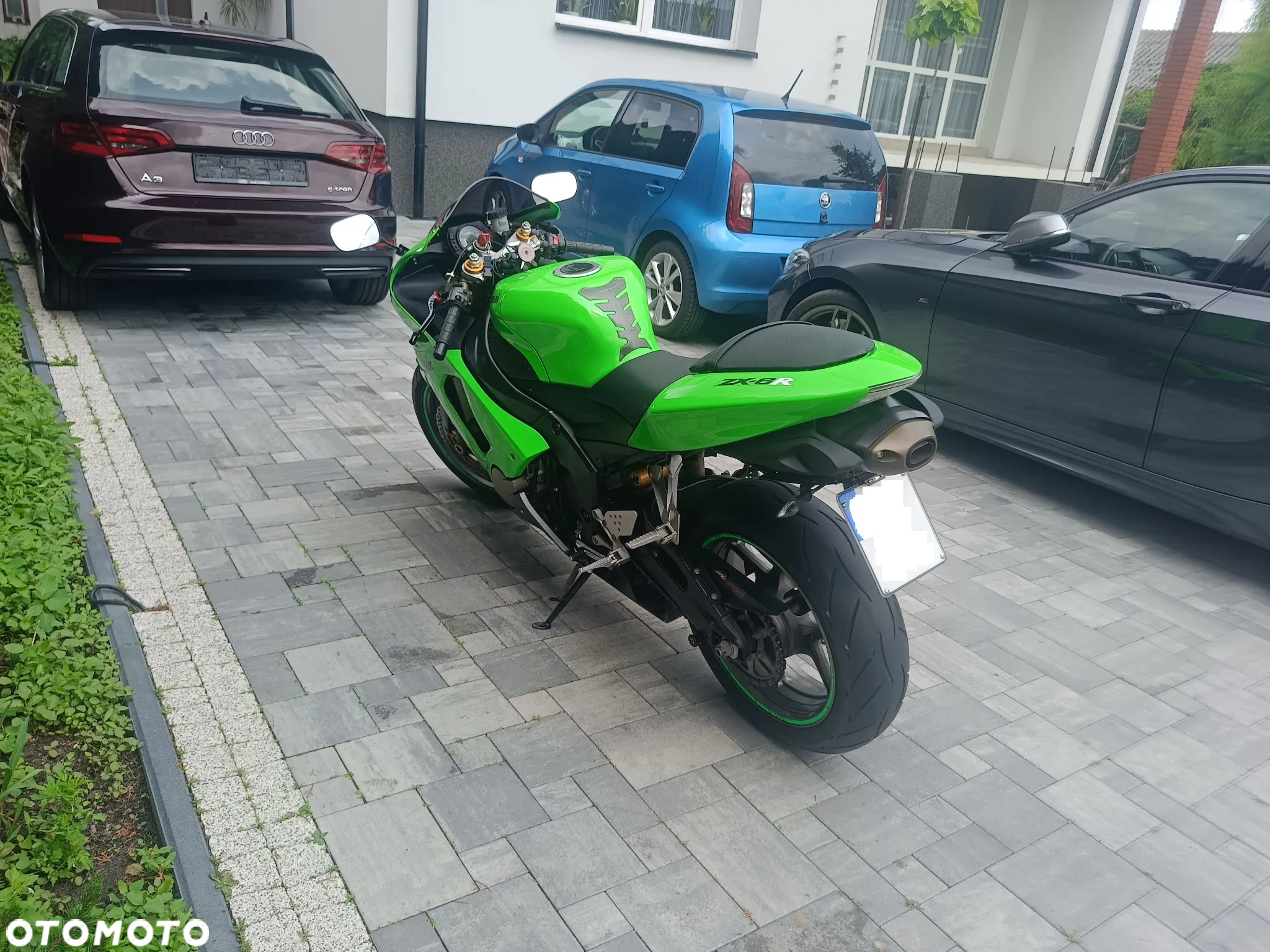 Kawasaki ZXR - 11