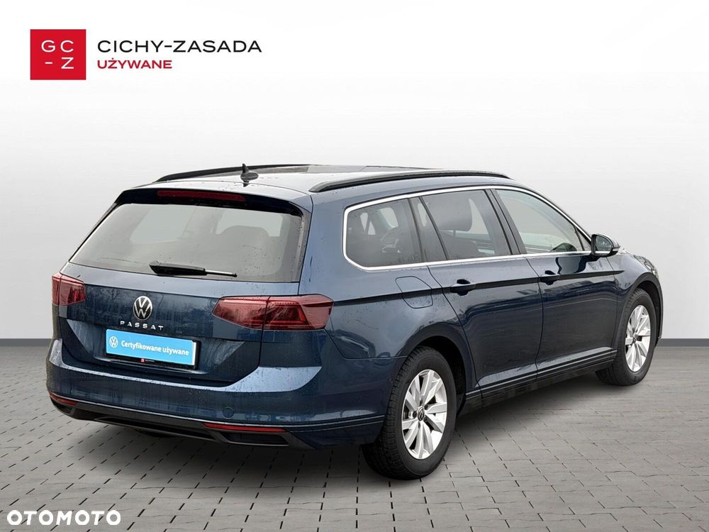 Volkswagen Passat Variant - 5