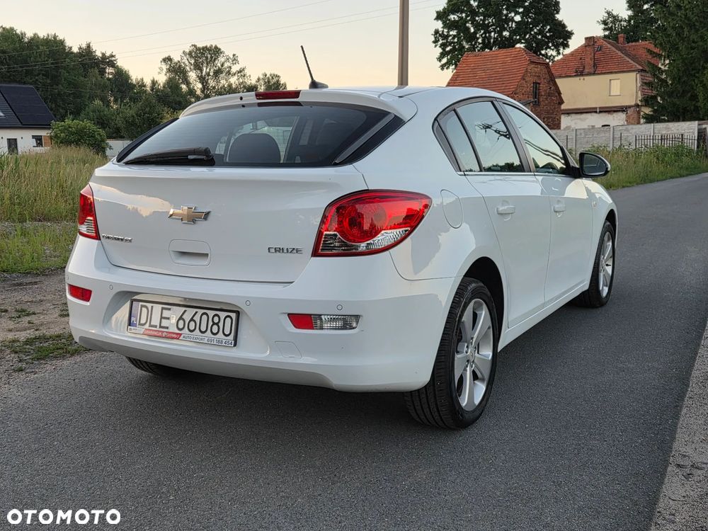 Chevrolet Cruze 1.8 LTZ+ - 7