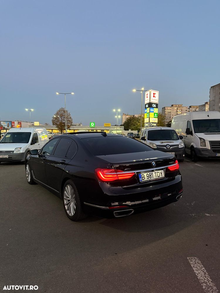 BMW Seria 7 - 4