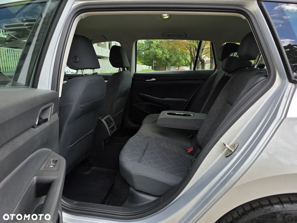 Volkswagen Golf 2.0 TDI Life - 24