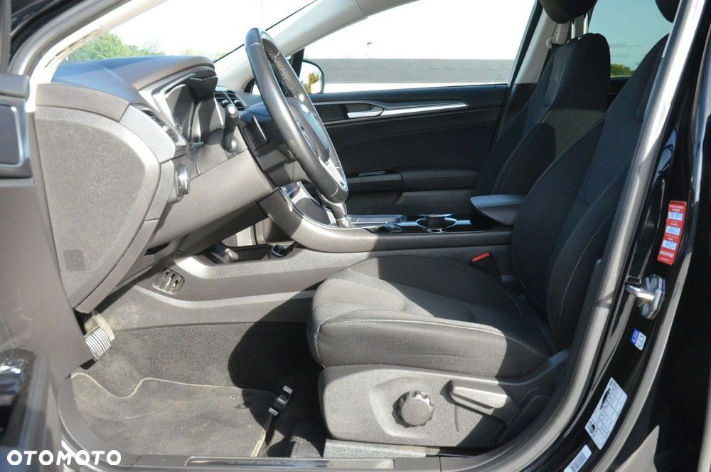 Ford Mondeo - 30