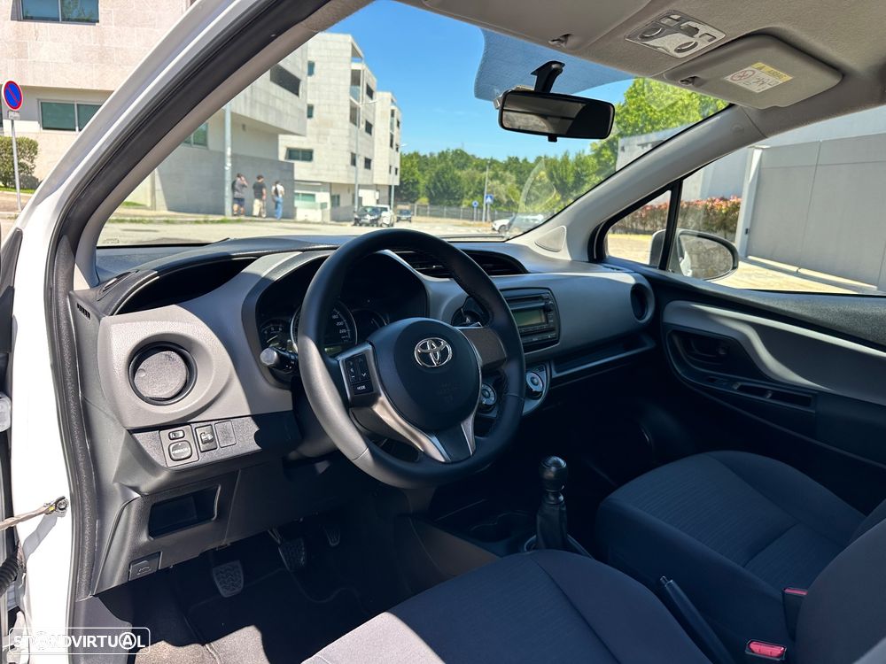 Toyota Yaris 1.4 D-4D - 17