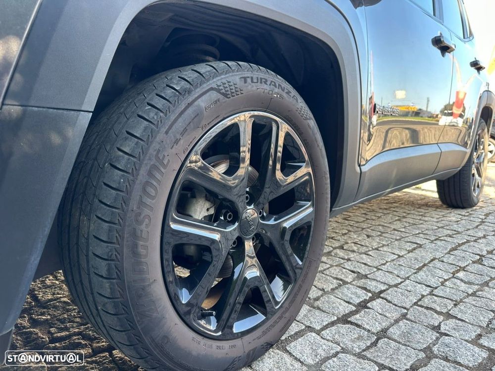 Jeep Renegade - 16