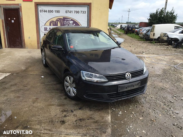 Dezmembrez / Dezmembrari / Piese / Accesorii Volkswagen Jetta 2005-2018