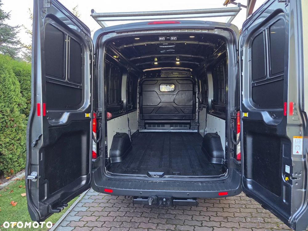 Ford Transit - 18