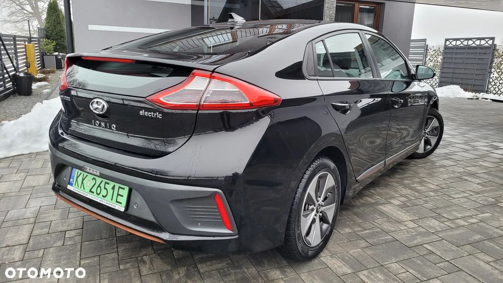Hyundai IONIQ Premium - 4