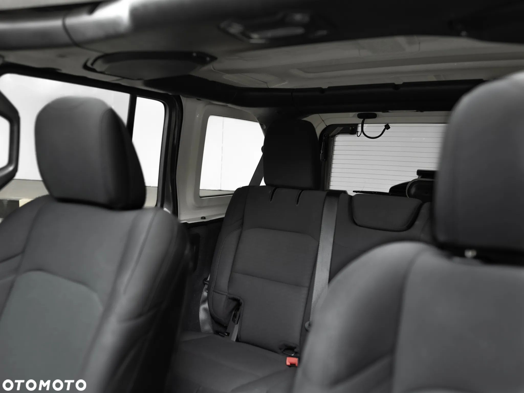 Jeep Wrangler Unlimited Hard-Top 3.6 Automatik X - 28