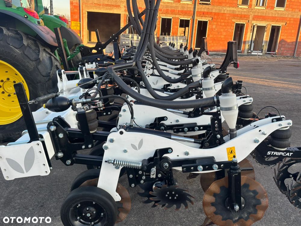 Agrisem Stripcat 10R75HD - 15