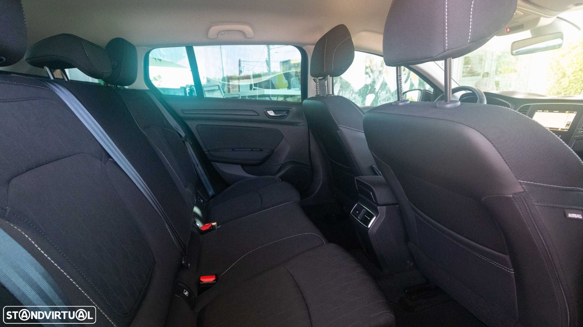Renault Mégane Sport Tourer 1.5 Blue dCi Limited - 9