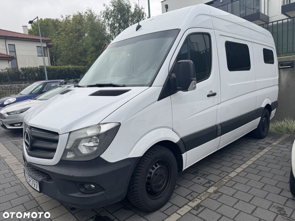 Mercedes-Benz Sprinter - 2