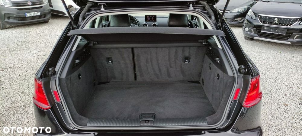 Audi A3 Sportback - 8