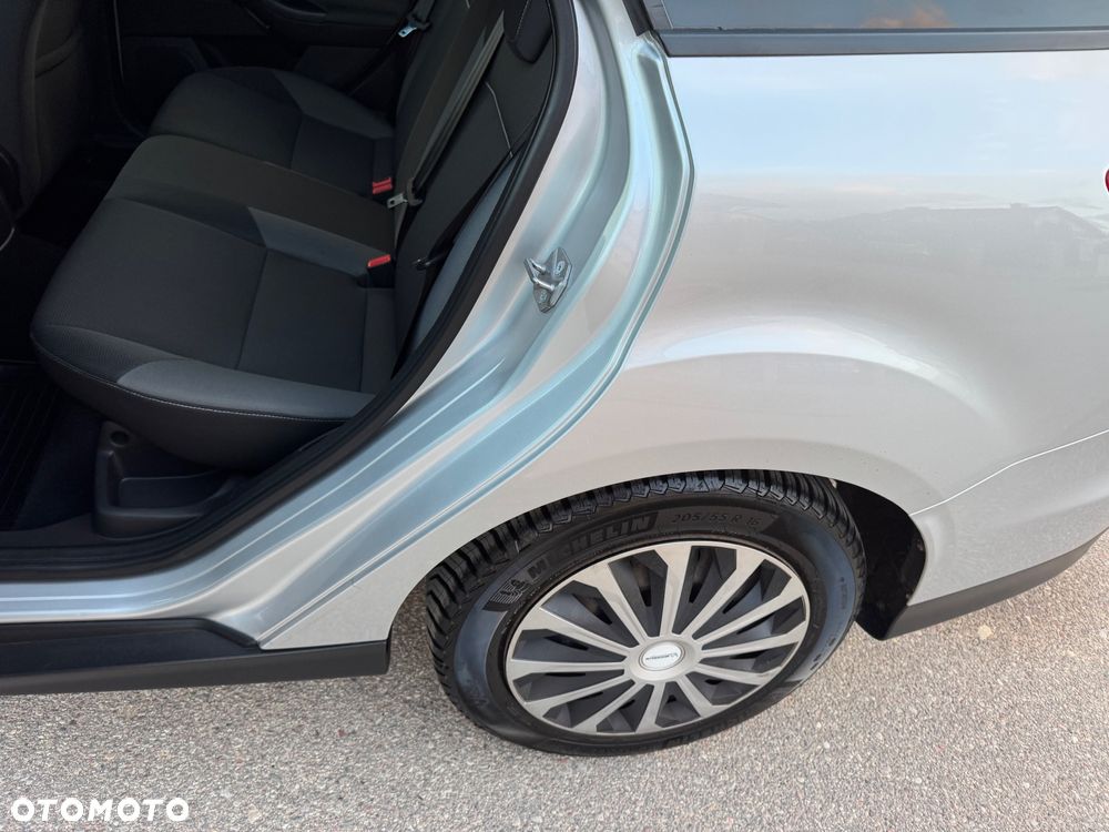 Ford Focus 1.6 FF Ambiente - 20
