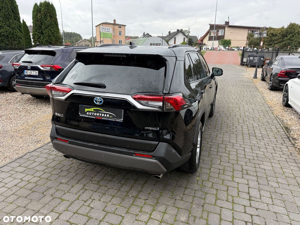Toyota RAV4 Hybrid Premium 4x2 - 32