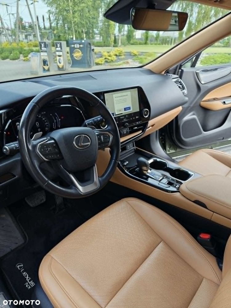 Lexus NX 350h Prestige 2WD - 12