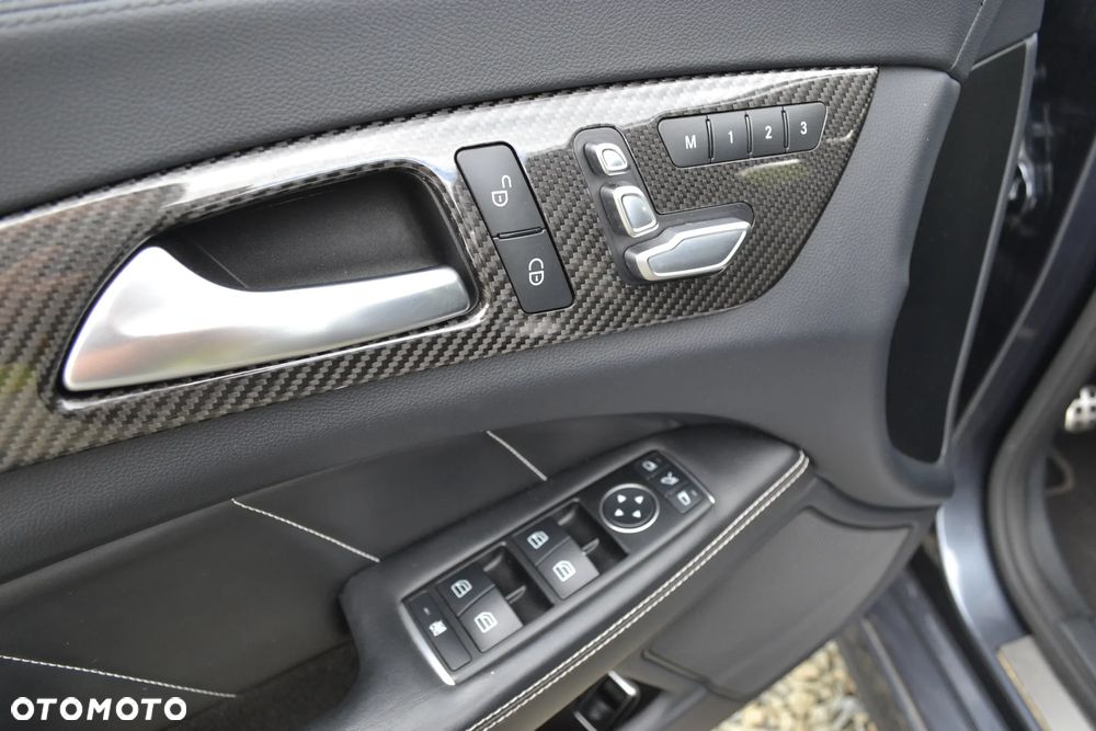Mercedes-Benz CLS 63 AMG S 4-Matic - 14