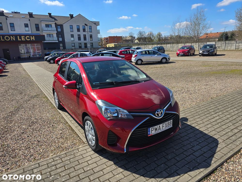 Toyota Yaris 1.33 Premium - 4