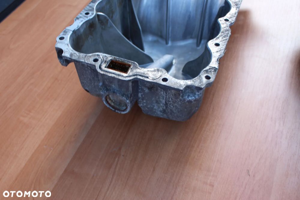MISKA OLEJU OLEJOWA OPEL MERIVA B CORSA D ASTRA J A12XER A14XER A14NET A14NEL B14NET 55562729  55568035 - 3